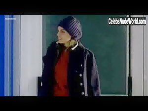 Valeria Solarino in Fame chimica (2003) 1