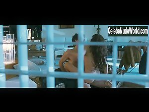 Valeria Solarino in Vallanzasca - Gli angeli del male (2010) 1