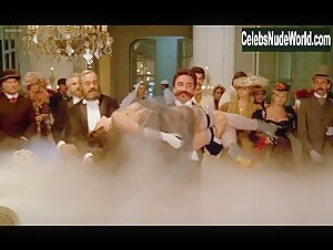 Veronique Genest in Guy de Maupassant (1982) 13