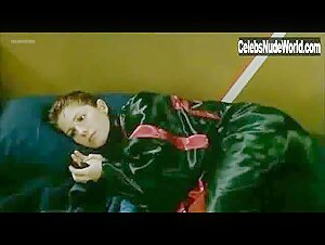 Veronique Genest in Legitime violence (1982) 19