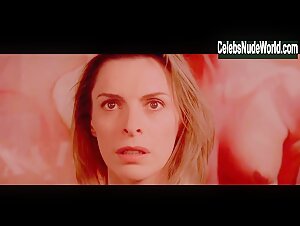 Veronique Picciotto in Suivez la fleche backstage video 6