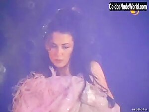 Venesa Talor in Shandra: The Jungle Girl (1999) 7