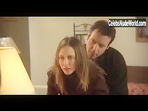 Vera Farmiga in Down to the Bone (2004) 3