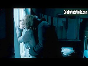 Vera Farmiga in In Tranzit (2008) 1