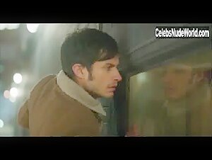 Veronica Echegui in Me estas matando Susana (2016) 14