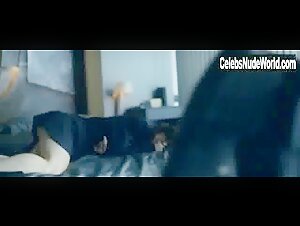 Veronica Sanchez in El embarcadero (series) (2019) 15