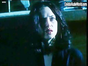 Victoria Hill in Dead End (1999) 12