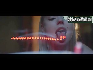 Viktoriya Agalakova in Vongozero (series) (2019) 12