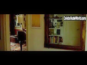 Vimala Pons in J'aurais pu etre une pute (2011) 14