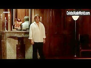 Vlatka Simac nude , boobs scene in Lulu (2005) 1