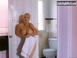 Wendy Schumacher Explicit , Blonde in Prophet (1999) 18
