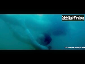 Zhu Zhu Butt , Explicit scene in Secret Sharer (2014) 19