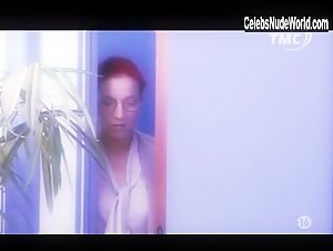 Yasmine Office , Hot scene in Fantasmes (series) (2007) 16