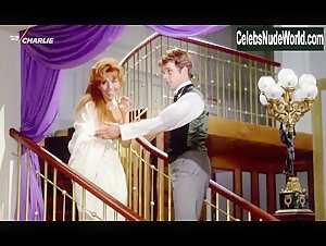 Yvonne Ekmann in Halloj i himmelsengen (1965) 5