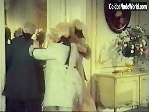 Yvonne Ekmann in Med kaerlig hilsen (1971) 11