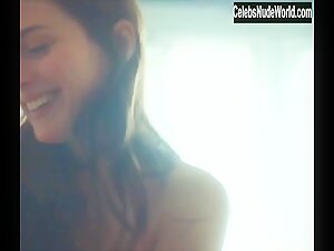 Maria Valverde nude , boobs scene in Spider 14