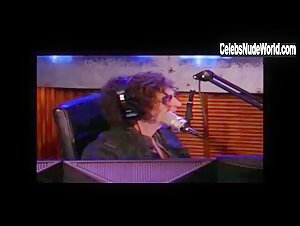 Beth Stern Sexts a underwear photo to Howard Stern 2