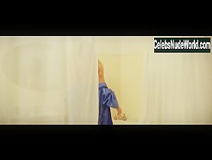 Kristyna Matolinova in Bobri v plamenech (short) (2019) 6