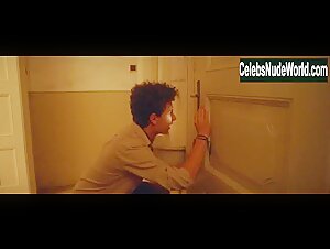 Kristyna Matolinova in Bobri v plamenech (short) (2019) 8