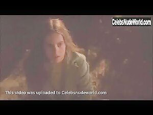 Leelee Sobieski hot sex scenes in In a Dark Place 20