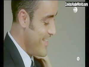 Maeva in Une inaccessible seductrice (2004) 1