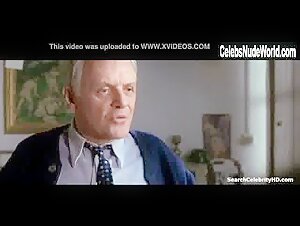 Natascha McElhone in Surviving Picasso 9