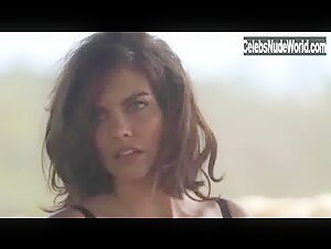 Lauren Cohan and Christian Serratos 18
