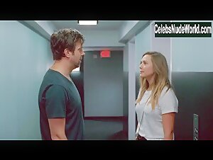 Elizabeth Olsen in Kodachrome (2017) 16