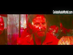 Redhead , Bathroom In A Star Is Born (2018) 13