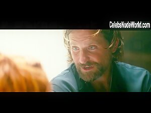Redhead , Bathroom In A Star Is Born (2018) 2