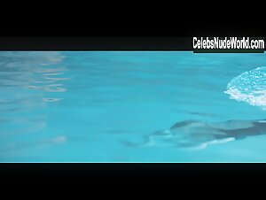Pihla Viitala, Sofia Pekkari in Cold Courage (2020) s01e01 2