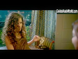 Plabita Borthakur, Sanghmitra Hitaishi in Bombay Begums (2021-) s01e03 7