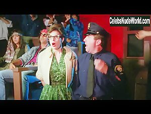 Elizabeth Kaitan, Ginger Lynn Allen in Vice Academy Part 3 (1991) 19