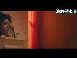 Simona Brown, Tallulah Haddon in Kiss Me First (2018) s01e02 13
