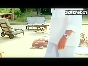 L' annee des meduses (1984) - Best Scenes compilation 13