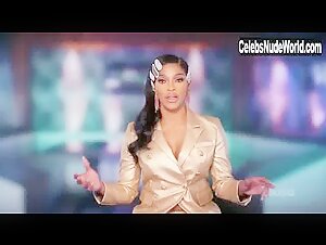 Joseline Hernandez Nude In Pool 1
