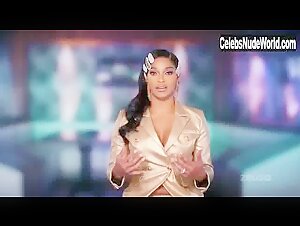 Joseline Hernandez Nude In Pool 10