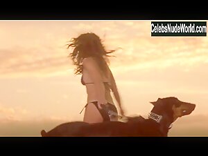 Elizabeth Hurley - ULTIMATE FAP CUMPILATION 15