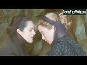 Adele Haenel, Noemie Merlant Lesbian , Sensual in Portrait of a Lady on Fire (2019) 14