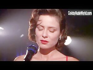 Aitana Sánchez-Gijón breasts, Nude scene in Love Walked In (1998) 1