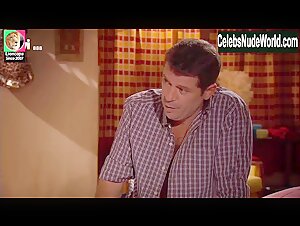Sofia Ribeiro hot , cleavage scene  in Mulheres 10