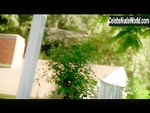 Alexa Havins bikini, Sexy scene in Cold Case (2003-2009) 6