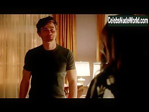 Aja Naomi King Gorgeous,underwear scene in How to Get Away with Murder (2014-2019) 3