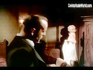 Alexandra Powers Sexy scene in Last Man Standing (1996) 10