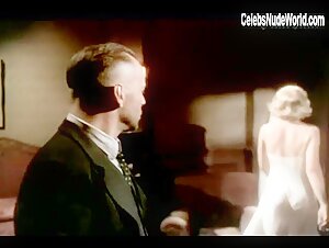 Alexandra Powers Sexy scene in Last Man Standing (1996)