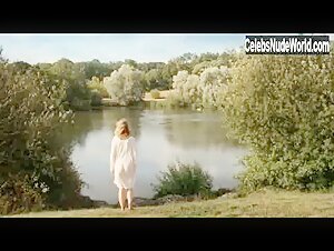 Alexandra Lamy see thru scene in Ricky (2009) 18