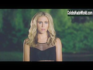 Alexandra Turshen breasts, Nude scene in Red Oaks (2014-2017) 1