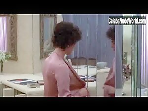 Ali MacGraw Nude, breasts scene in Just Tell Me What You Want (1980) 6