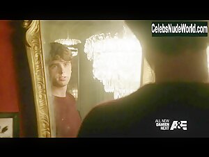 Vera Farmiga, Alexia Fast Sexxy,underclothing scene in Bates Motel (2014-2017) 10