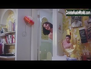 Ali MacGraw Explicit , Butt In Goodbye, Columbus (1969) 18